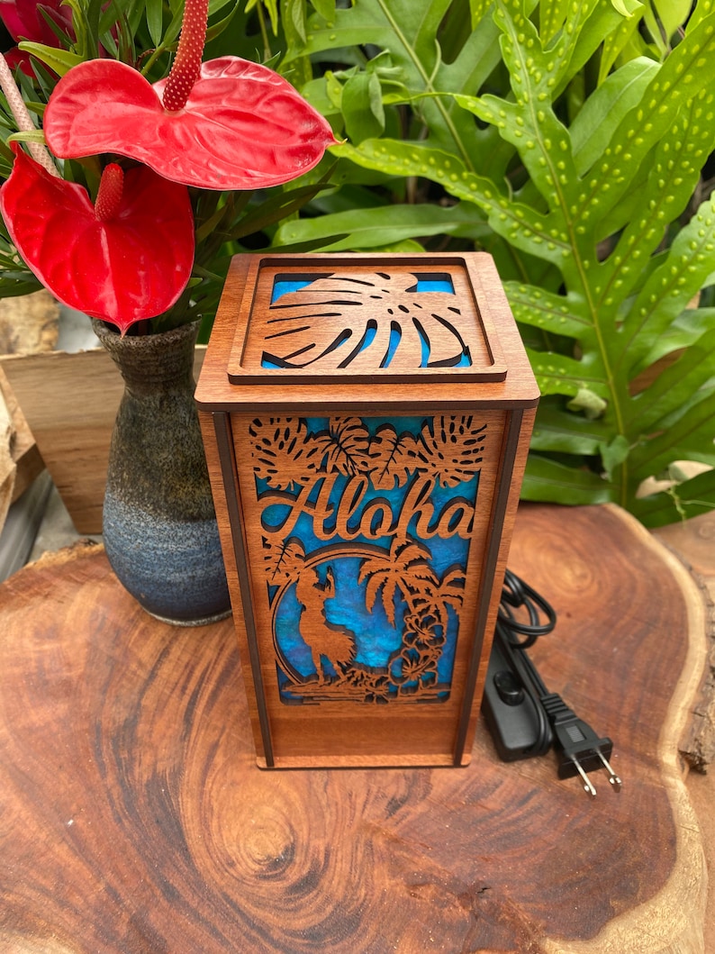 Laser cut wood desk lamp with hand-dyed mulberry paper; Aloha Hawaii design (L18)